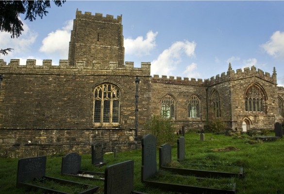 Eglwys Sant Beuno Church - Hawlfraint Ein Treftadaeth / Copyright Our Heritage