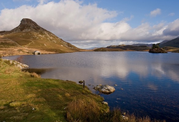 Tirwedd Cregennan Landscape - Hawlfraint Ein Treftadaeth / Copyright Our Heritage