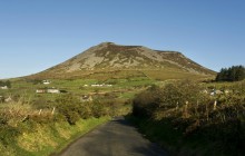 Carn Fadryn - Hawlfraint Ein Treftadaeth / Copyright Our Heritage