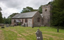 Eglwys Sant Dyfnog Church - Hawlfraint Cyngor Sir Ddinbych / Copyright Denbighshire Council